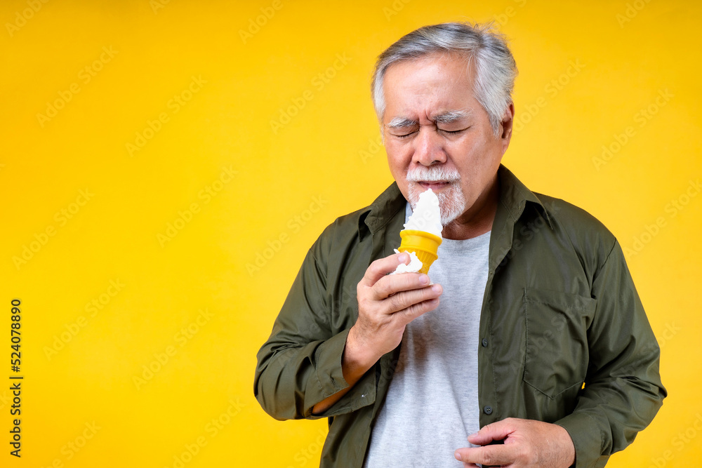 elderly men holding icecream, old man problem with Teeth, Desserts for elderly, Portrait Asian