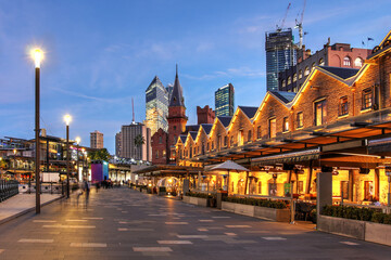 Acrylglasbilder Sydney Campbells Stores am Sydney Hafen  © Bogdan Lazar