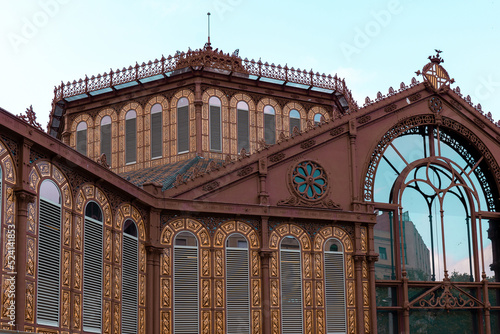 Foto Exterior of the public market of Sant Antoni in Barcelona