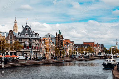 Haarlem in Holland am Kanal 