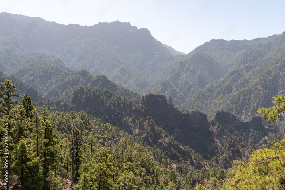 Parque Nacional de la Caldera de Taburiente. La palma, Islas canarias, España Parque Nacional de la Caldera de Taburiente. La palma, Islas canarias, España