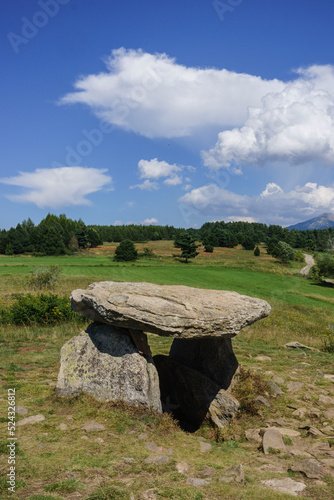 dolmen de La Borda, también llamadosPasquerets, Eyne ,departamento francés de Pirineos Orientales, Capcir, Francia