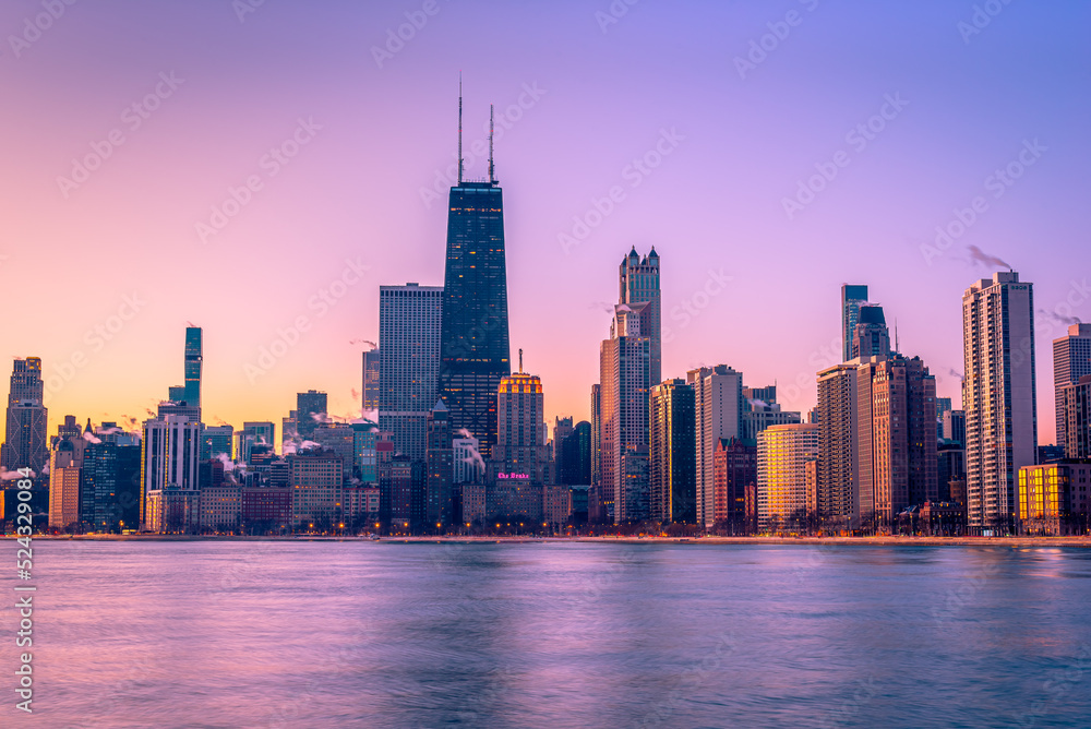 View of Chicago skyline at sunrise. - obrazy, fototapety, plakaty 