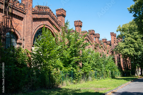 Leerstehendes und verlassenes Fabrikgebäude in Tangerhütte, Sachsen-Anhalt, Deutschland ist dem Verfall preisgegeben photo