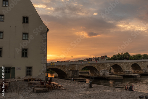 Steinerne  Brücke mit Wurstkuchl am Abend photo