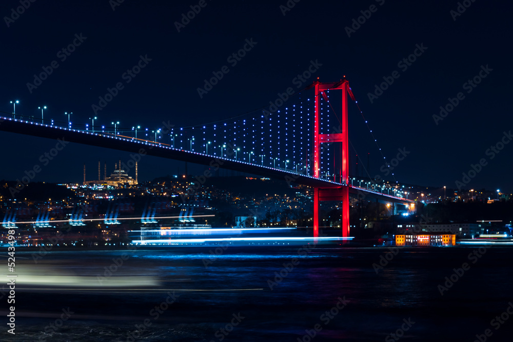 Obraz premium bridge at night