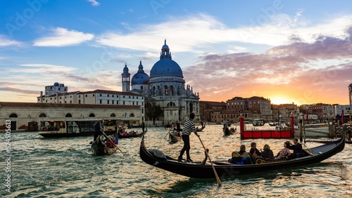 Venise , Venetie, Italie - Basilique Santa Maria della Salute © GuillaumeLou