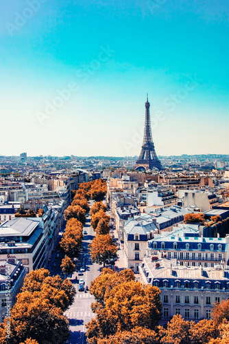 Fototapeta Naklejka Na Ścianę i Meble -  Eiffel tower in Paris city