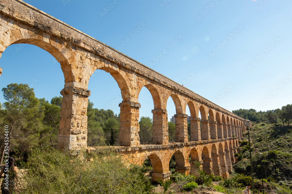 Acueducto antiguo romano