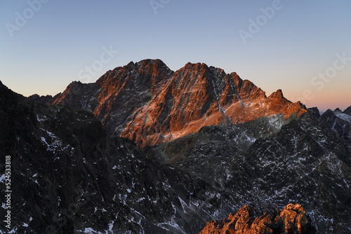 Złota godzina na zboczach Gerlacha w Tatrach Słowackich. © Jacek