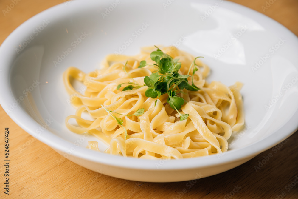 spaghetti with sauce spaghetti with sauce