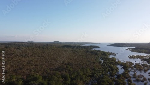 Wallpaper Mural Alter do chão na Amazônia e o rio tapajós Torontodigital.ca