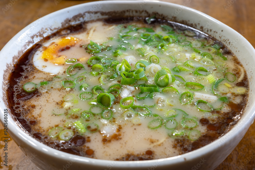 とても美味しい日本の熊本ラーメン とても美味しい日本の熊本ラーメン