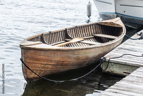 A single Row boat on the lake © Sydney