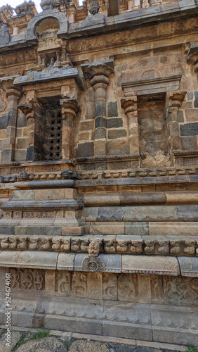 One big temple wall shown with all its sculptural glory, Dharasuram, Tamil Nadu, India
