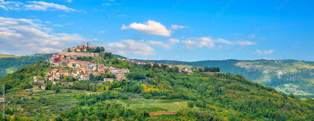  Landscape with old small town Motovun, located on scenic green hill. Istria, Croatia