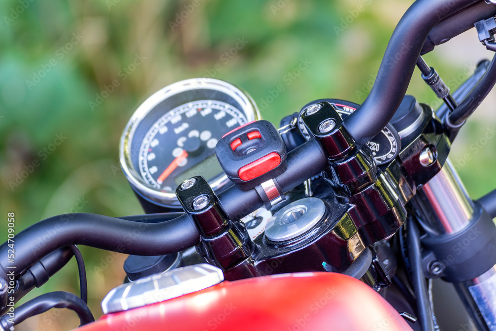 Compteur de vitesse moto gros plan Compteur de vitesse moto gros plan