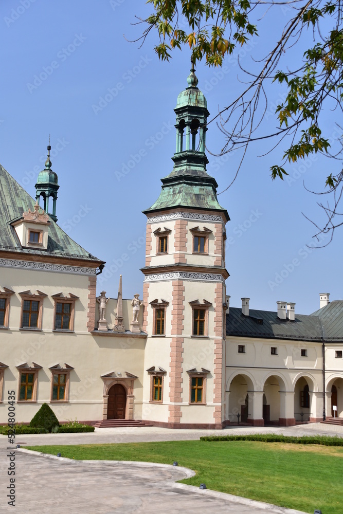 Barokowy zamek pałac biskupi w Kielcach
