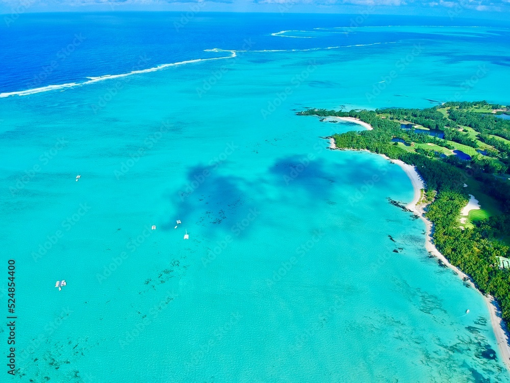 Obraz premium Wunderschöner Strand in Mauritius Afrika 