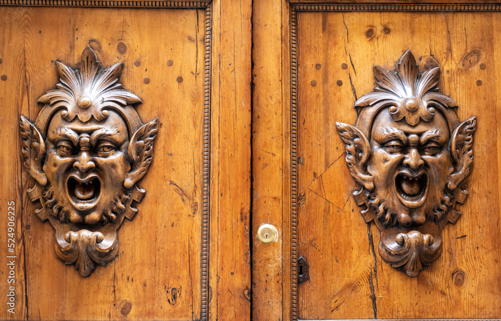 Doors in Italy