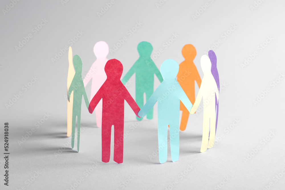 Paper human figures making circle on white background. Diversity and Inclusion concept - obrazy, fototapety, plakaty 