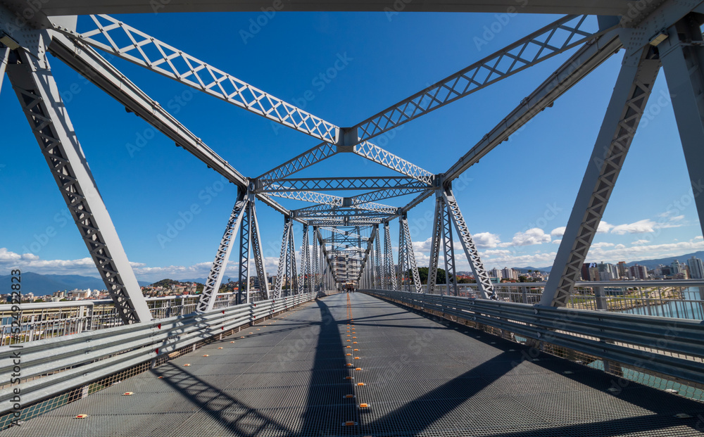  ponte pênsil a  ponte Hercílio Luz da cidade de Florianópolis estado de Santa Catarina Brasil  florianopolis