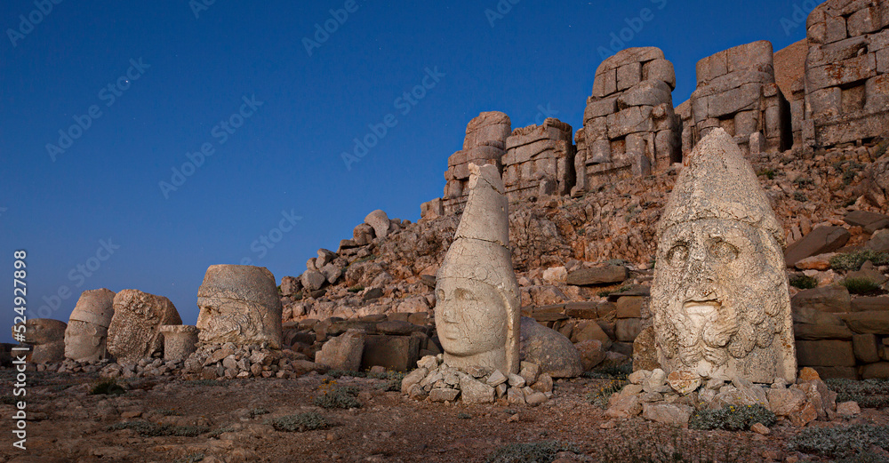 Nemrut Mountain and giant statue heads from1st century BC, in Adiyaman, Turkey.