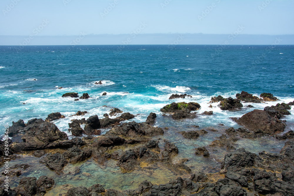 sea and rocks