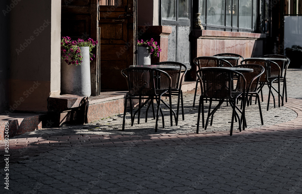 Fototapeta premium empty outdoor cafe terrace