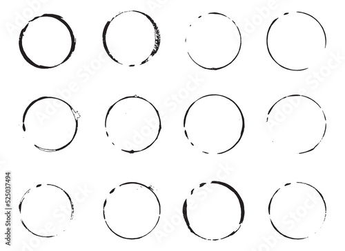 circle paint stroke grunge vector design illustration isolated on white background 