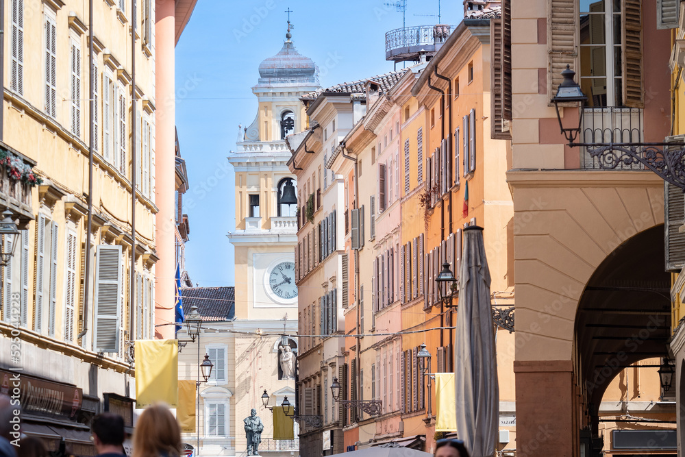 Parma City Center, via Farini and the Central Square: Piazza Garibaldi, Italy