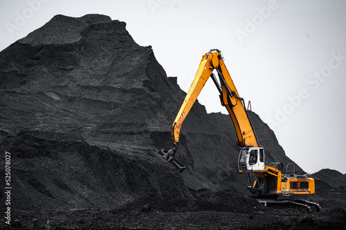 coal mining pile vehicle port photo