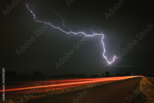 Eclair, et phare de voiture