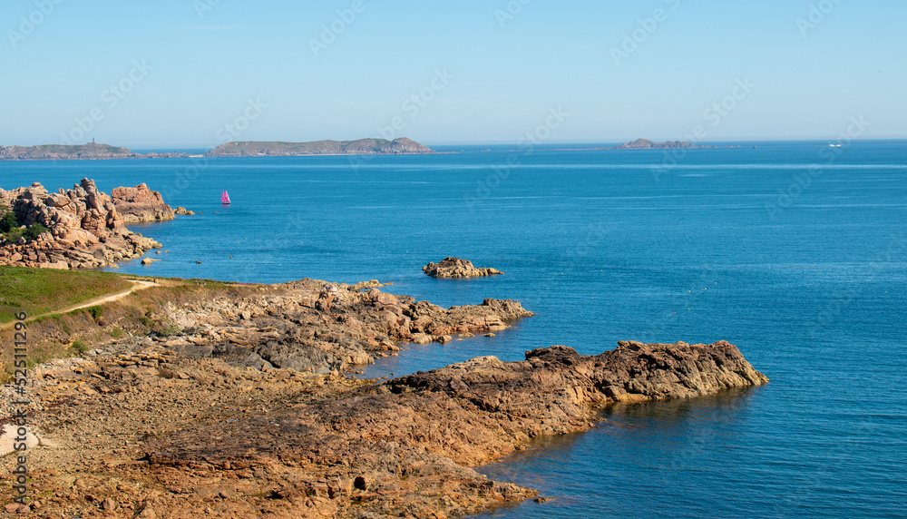 La côte de granit rose près de Perros-Guirec, Bretagne, France