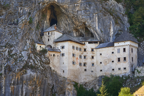 Принти на полотні Predjama Castle, also known as Predjamski Grad, is a Renaissance castle built within a cave mouth in southwestern Slovenia, former part of Yugoslavia