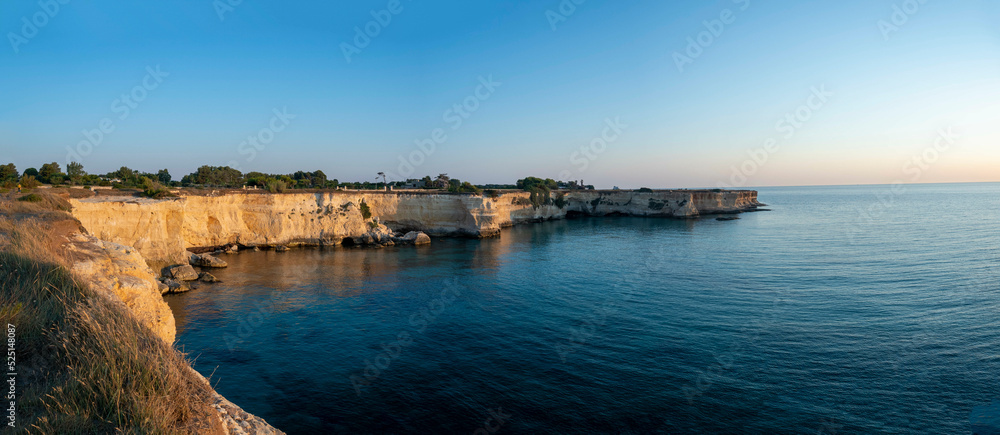 Alba su Faraglioni di Sant'Andrea