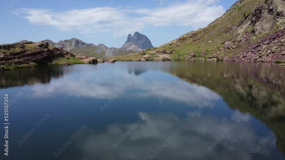 Ibon of Anayet. Midi d'Ossau. Canal Roya. Pyrenees Ibon of Anayet. Midi d'Ossau. Canal Roya. Pyrenees