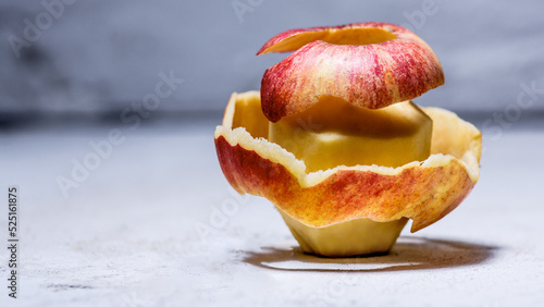 Apfel geschält