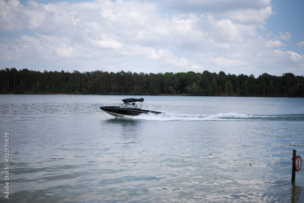 Fototapeta premium boat on the lake
