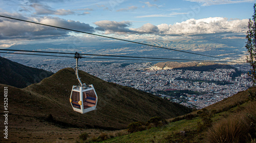 cable car to cross the hill in Quito 