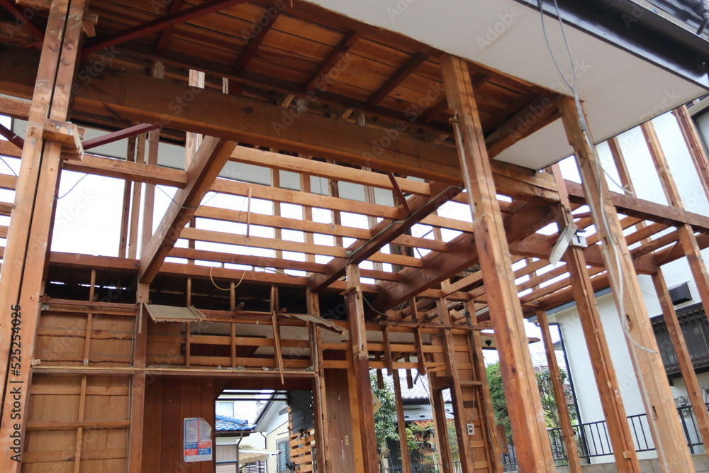 日本の木造住宅の解体