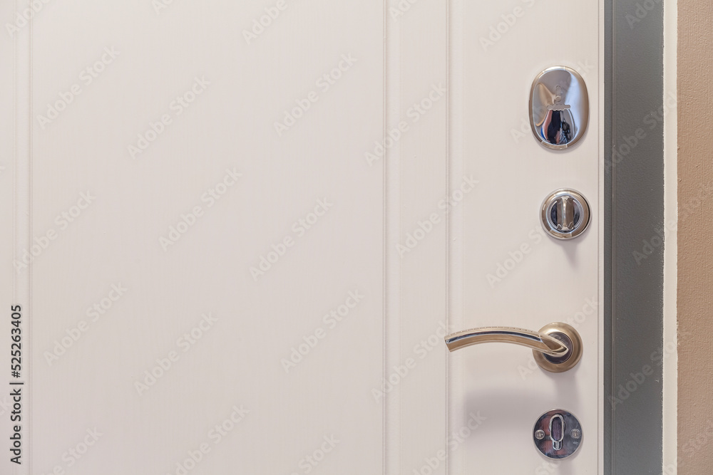 Door handle and lock on the interior door Door handle and lock on the interior door