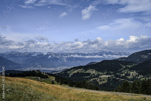 View over the mountains in Gryon, Switzerland © Kim de Been