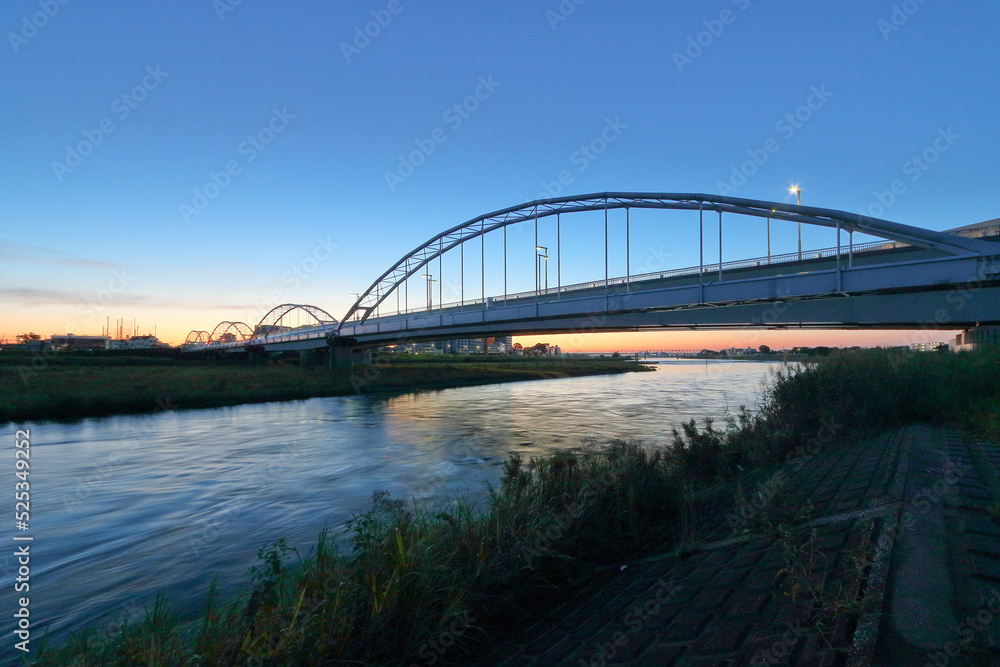 Obraz premium bridge over the river