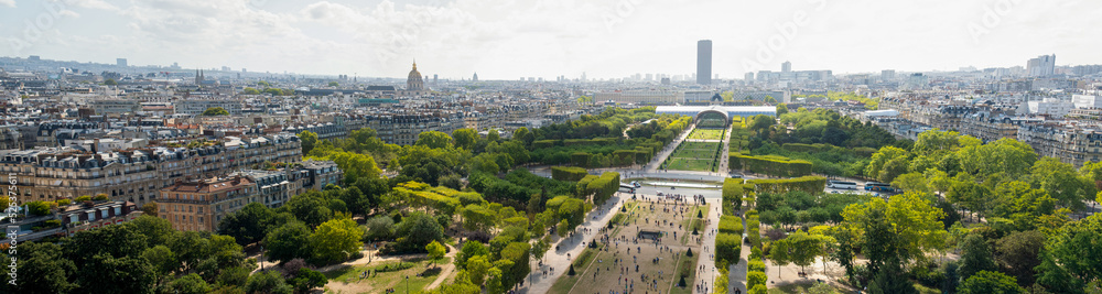 Early morning panoramic view of Paris