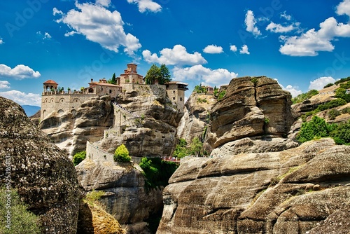 Bild auf Leinwand Kloster in den Bergen, Meteora Griechenland