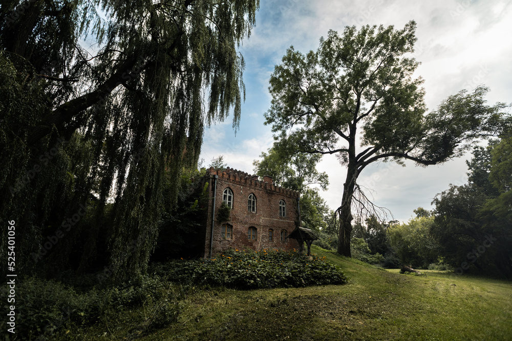 old abandoned hause old abandoned hause