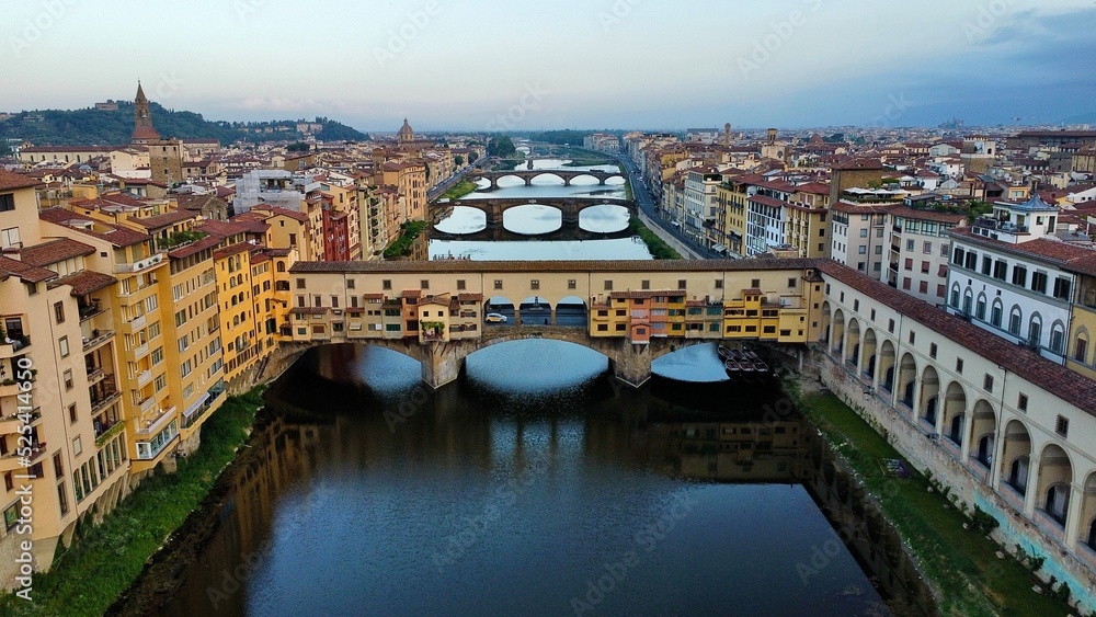 Drone photo Ponte Vecchio Florence Italie europe Drone photo Ponte Vecchio Florence Italie europe