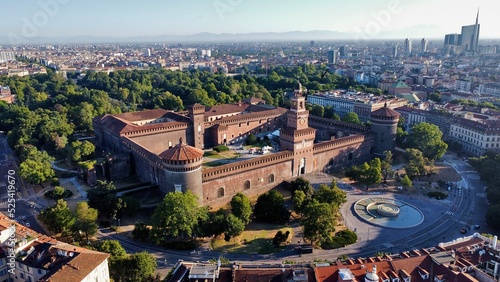 Drone photo Chateau Sforza Milan Italie europe