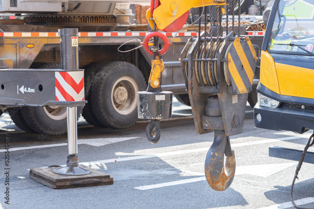 Naklejka premium Construction crane